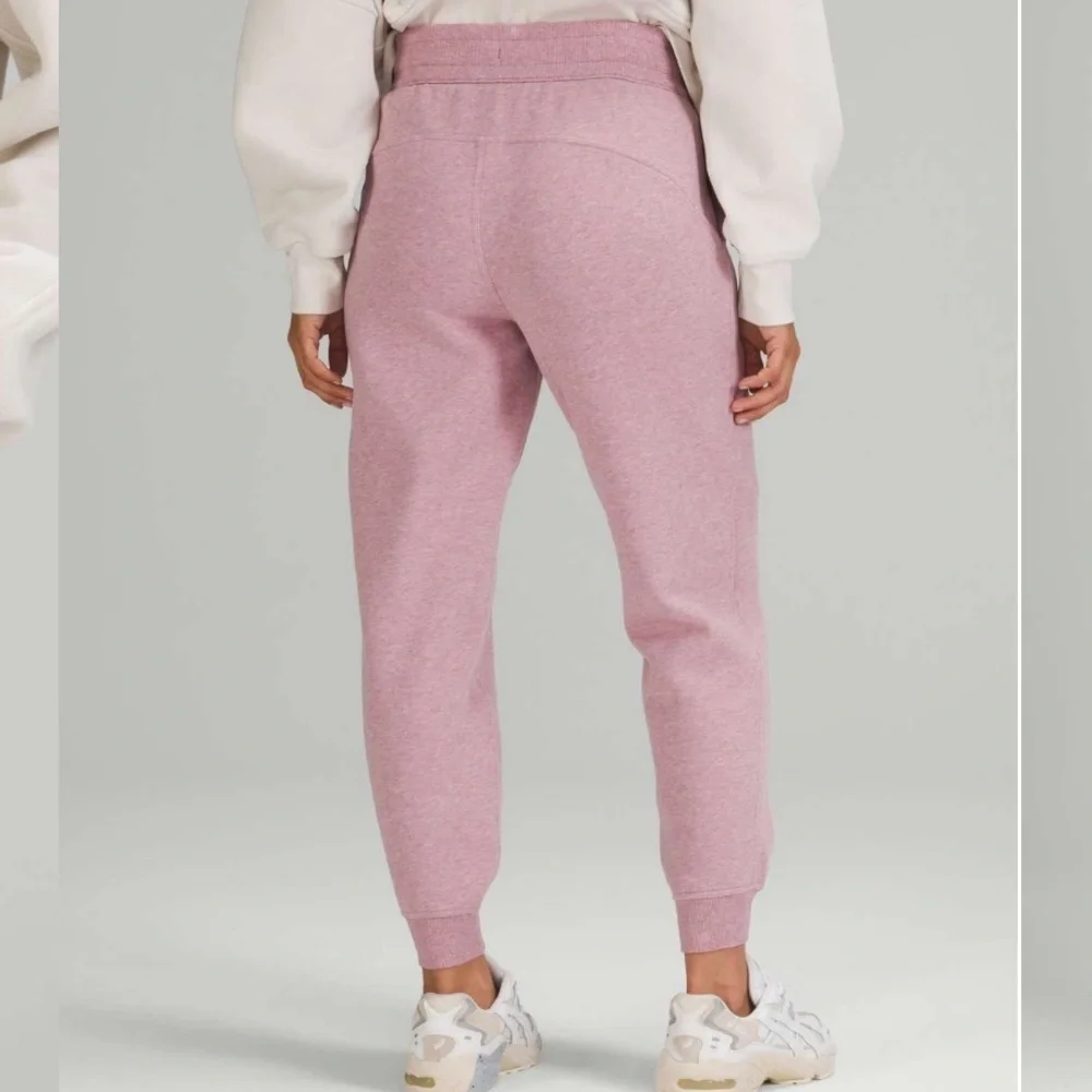 Lululemon Scuba High Rise Joggers 7/8 Length - Picture 3 of 13